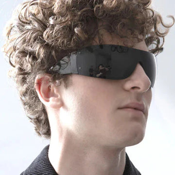 Leo Sun Scorpio Moon (Black/Black)