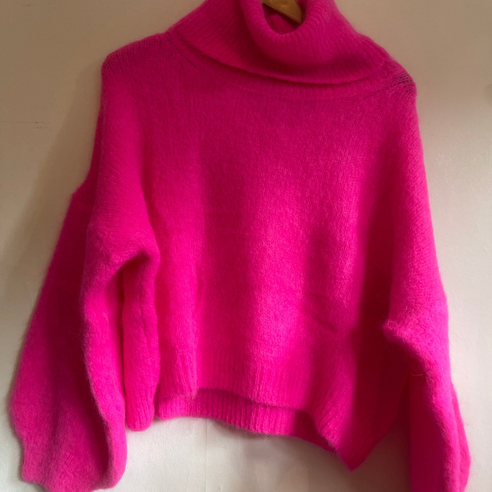 Neon Pink Alpaca Rollneck