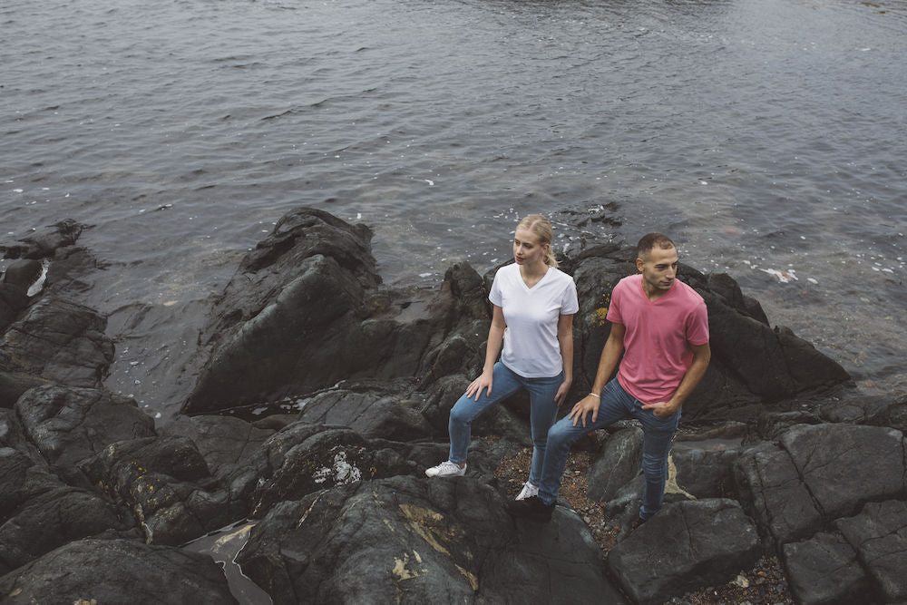 Cottover Mens Organic V Neck Tee Shirt. 100% Organic Cotton. 14 Colours. S-4XL - Tee Shirt - Logo Free Clothing