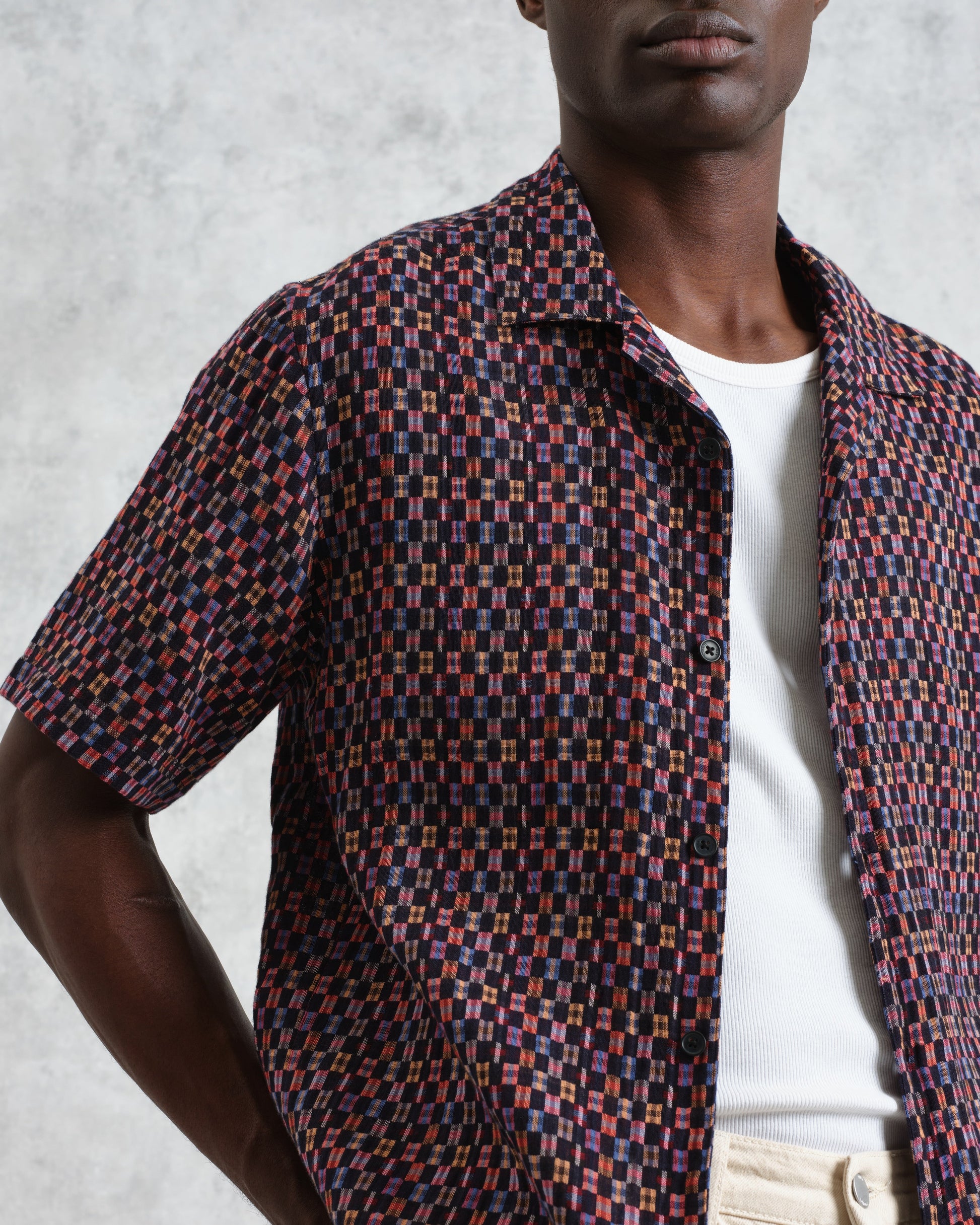 wax london men's Didcot - Navy And Multicolour Geometric Short-Sleeve Shirt