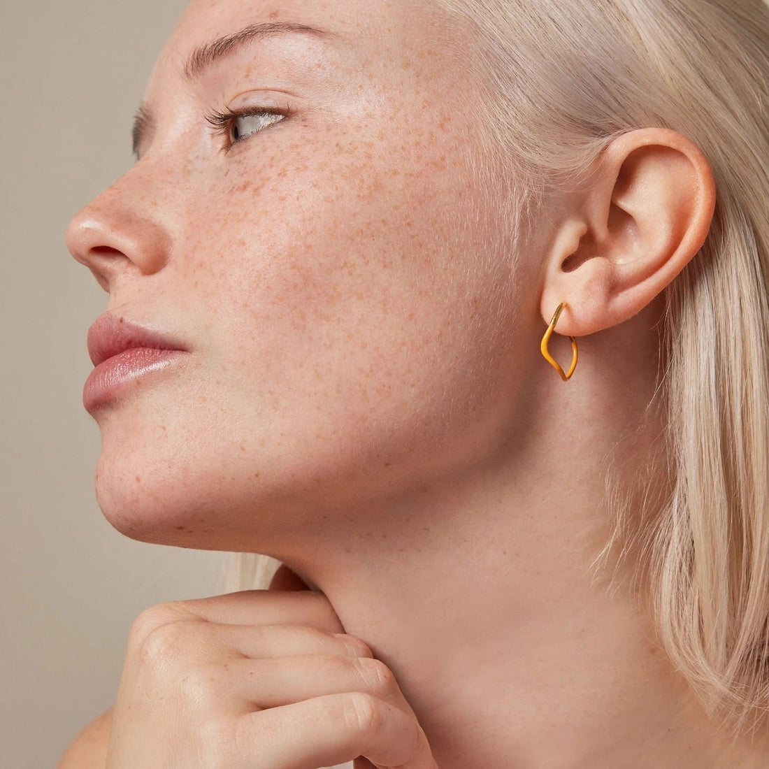 Orange Sway Hoops