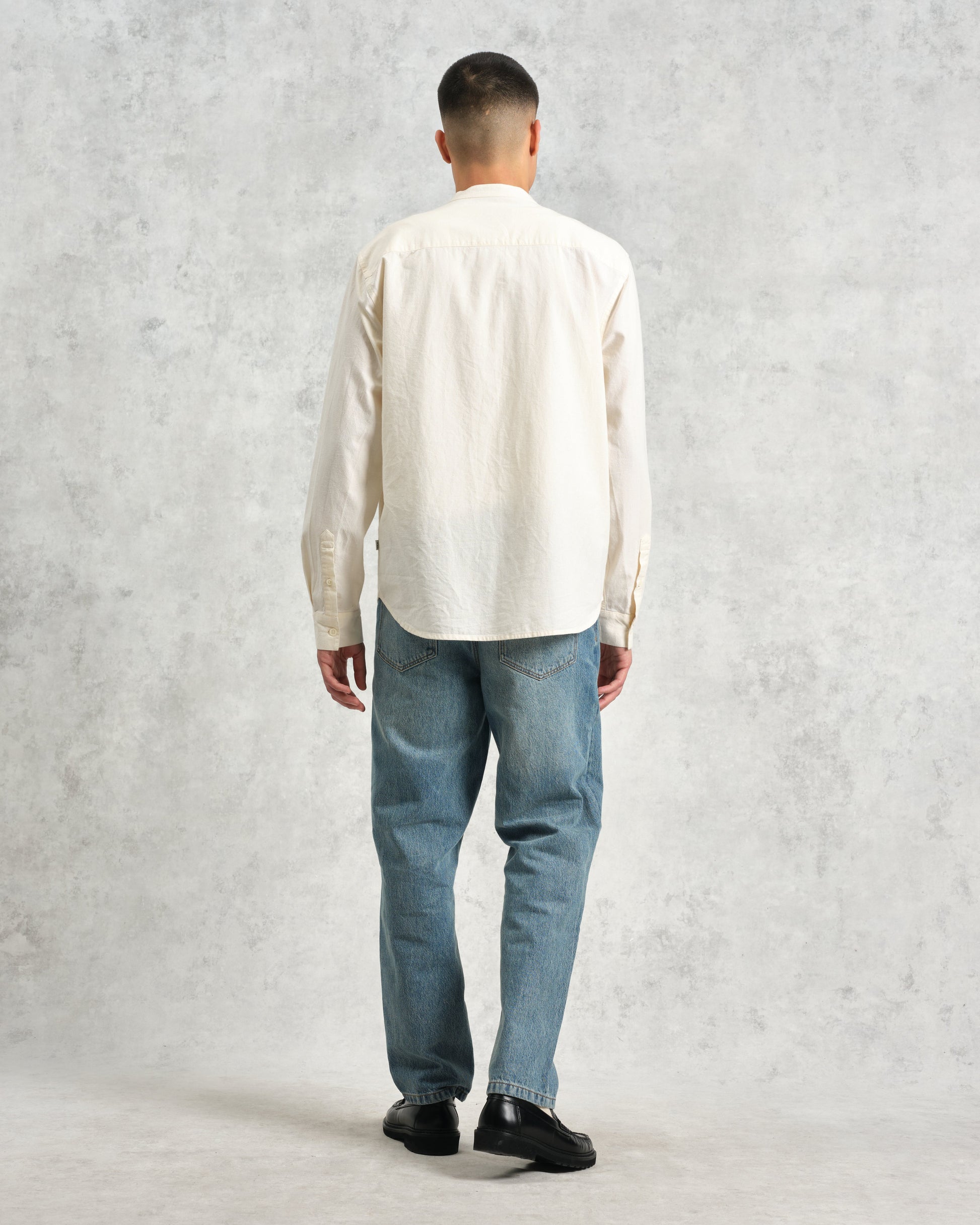 wax london men's Abbot - Ecru Grandad Collar Cotton Chambray Shirt