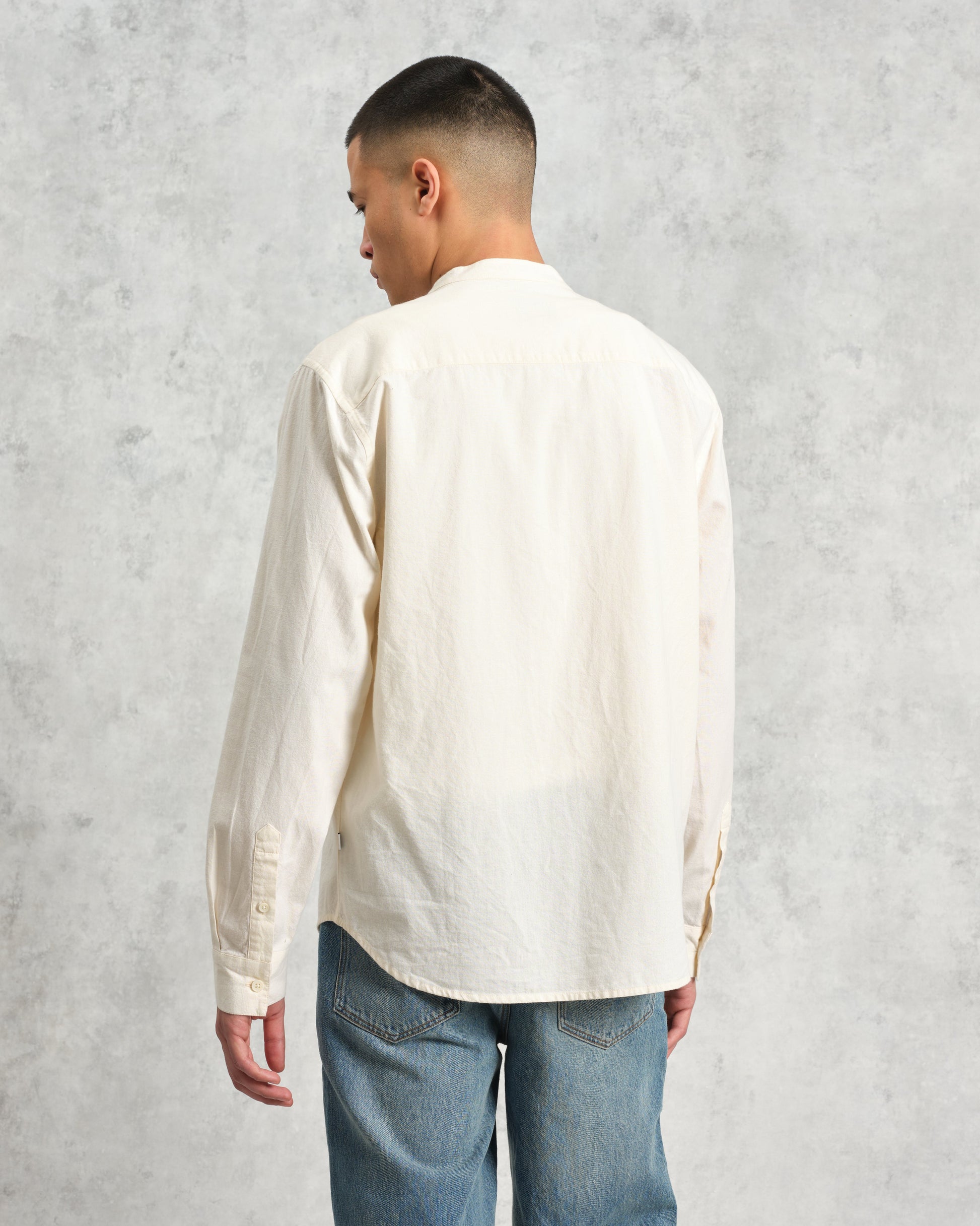 wax london men's Abbot - Ecru Grandad Collar Cotton Chambray Shirt