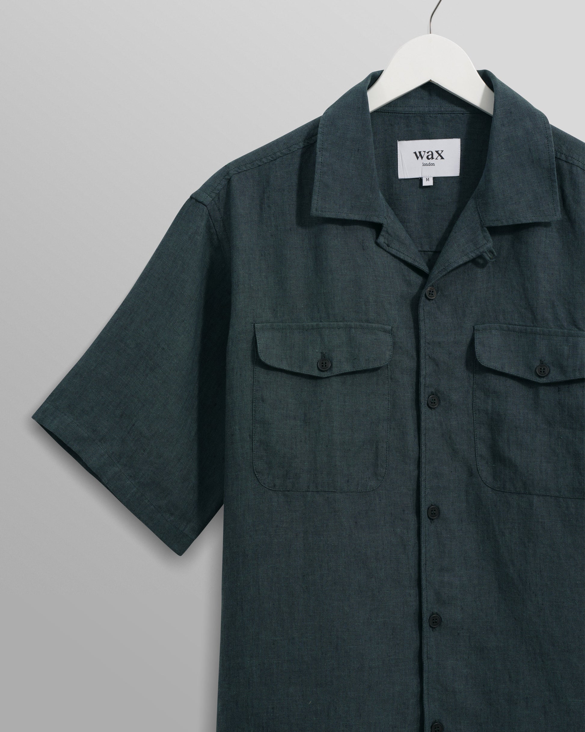 wax london men's Bartlett - Dark Green Two-Tone Linen Short-Sleeve Shirt