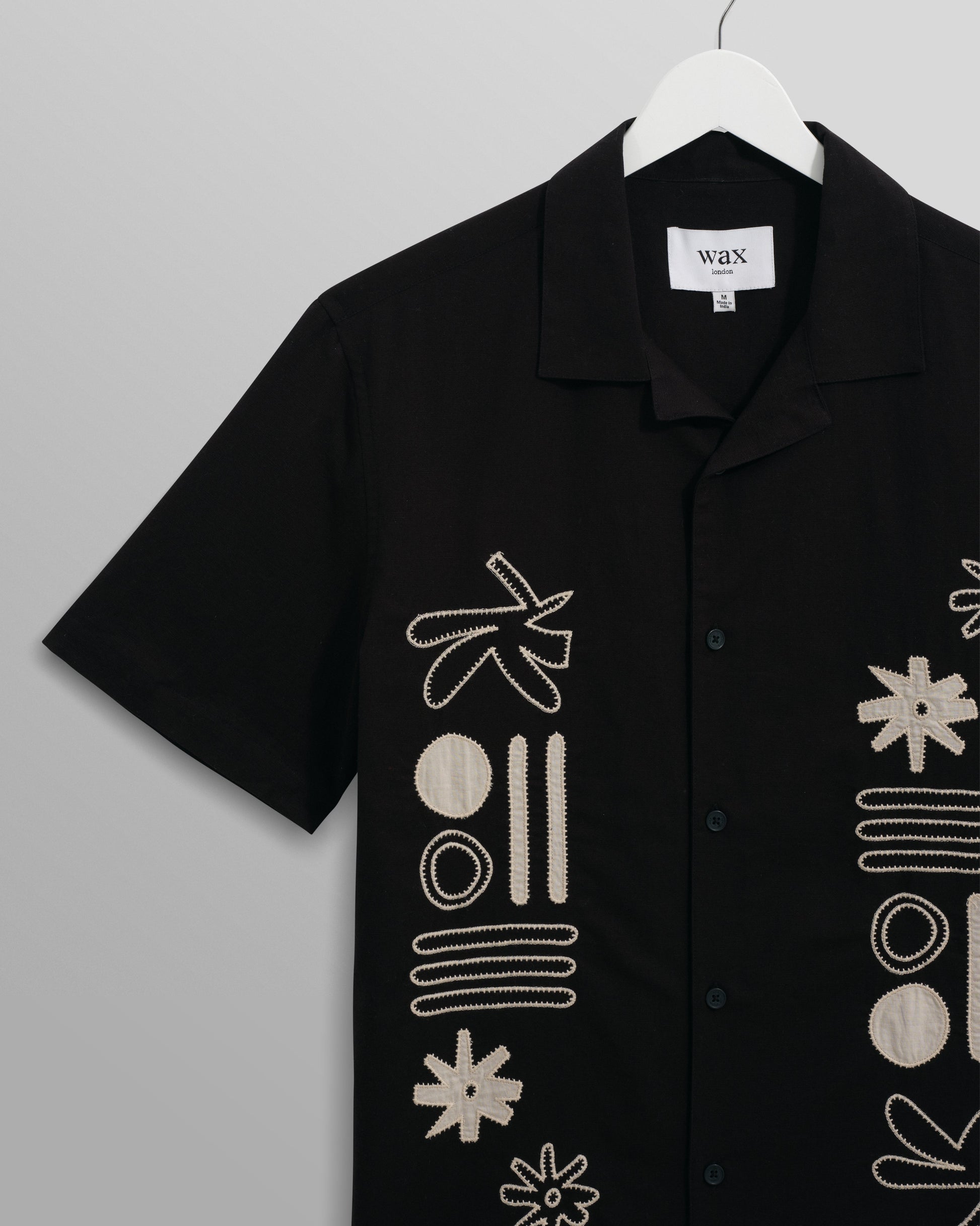 wax london men's Didcot - Black And Ecru Abstract Appliqué Short-Sleeve Shirt