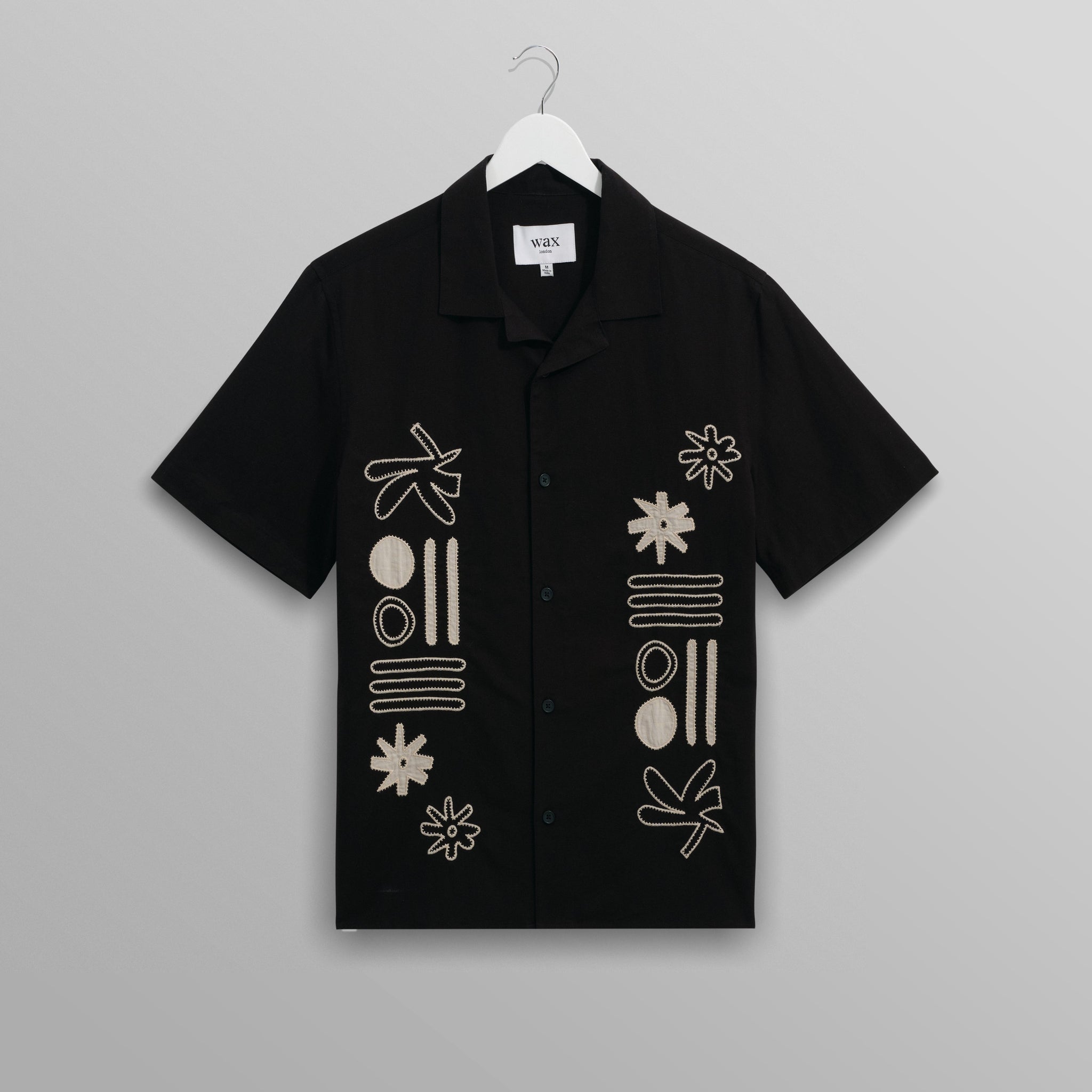 wax london men's Didcot - Black And Ecru Abstract Appliqué Short-Sleeve Shirt