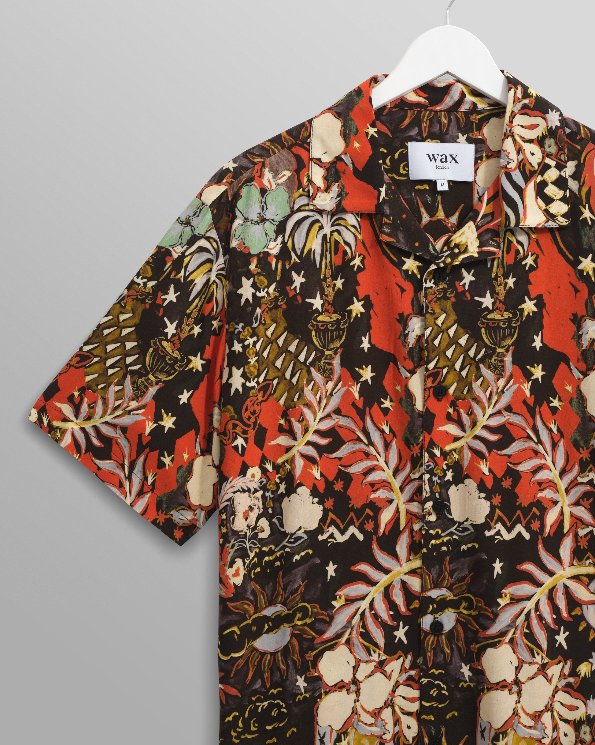 wax london men's Didcot - Black And Multicolour Abstract Short-Sleeve Shirt