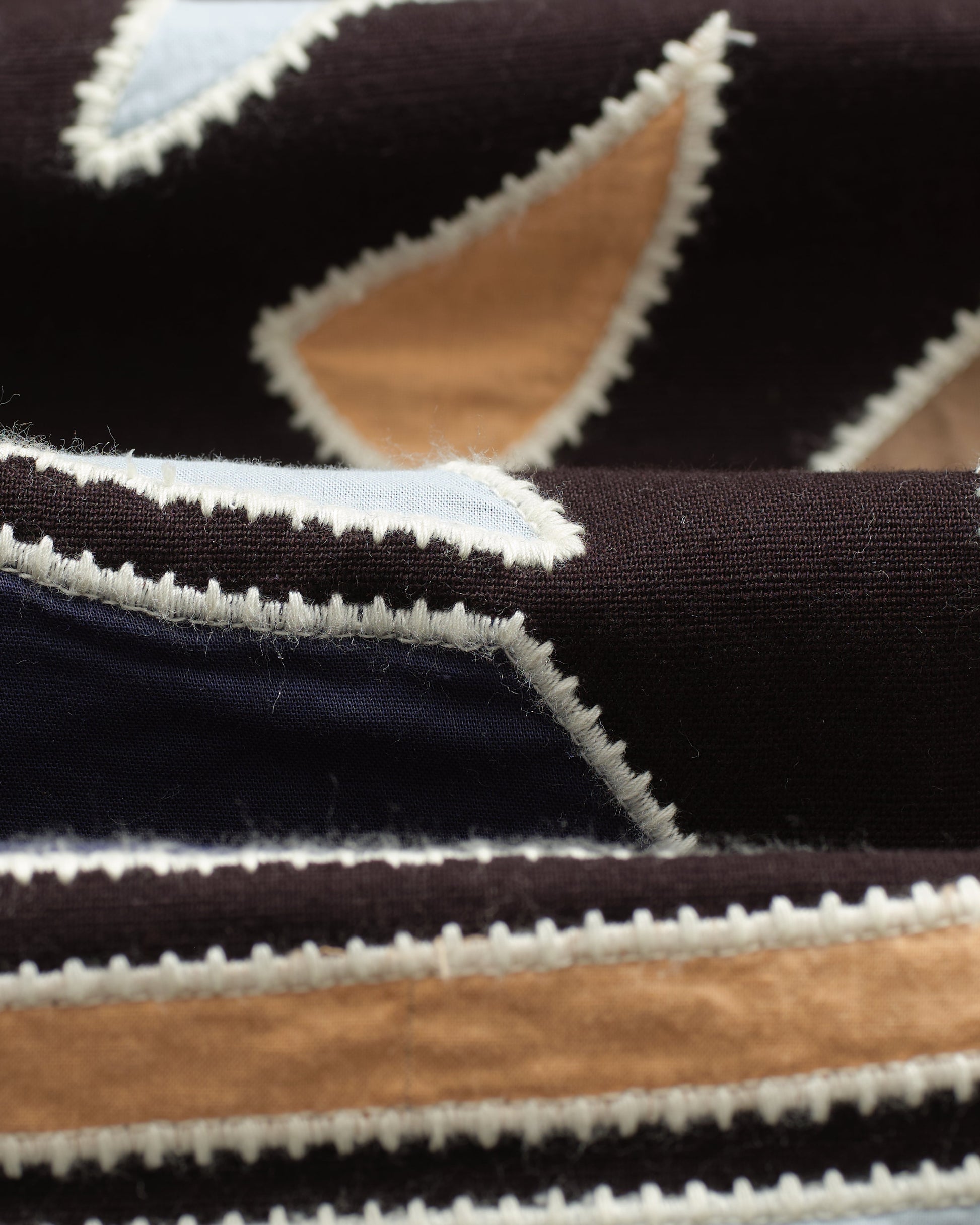 wax london men's Didcot - Black And Multicolour Appliqué Short-Sleeve Shirt
