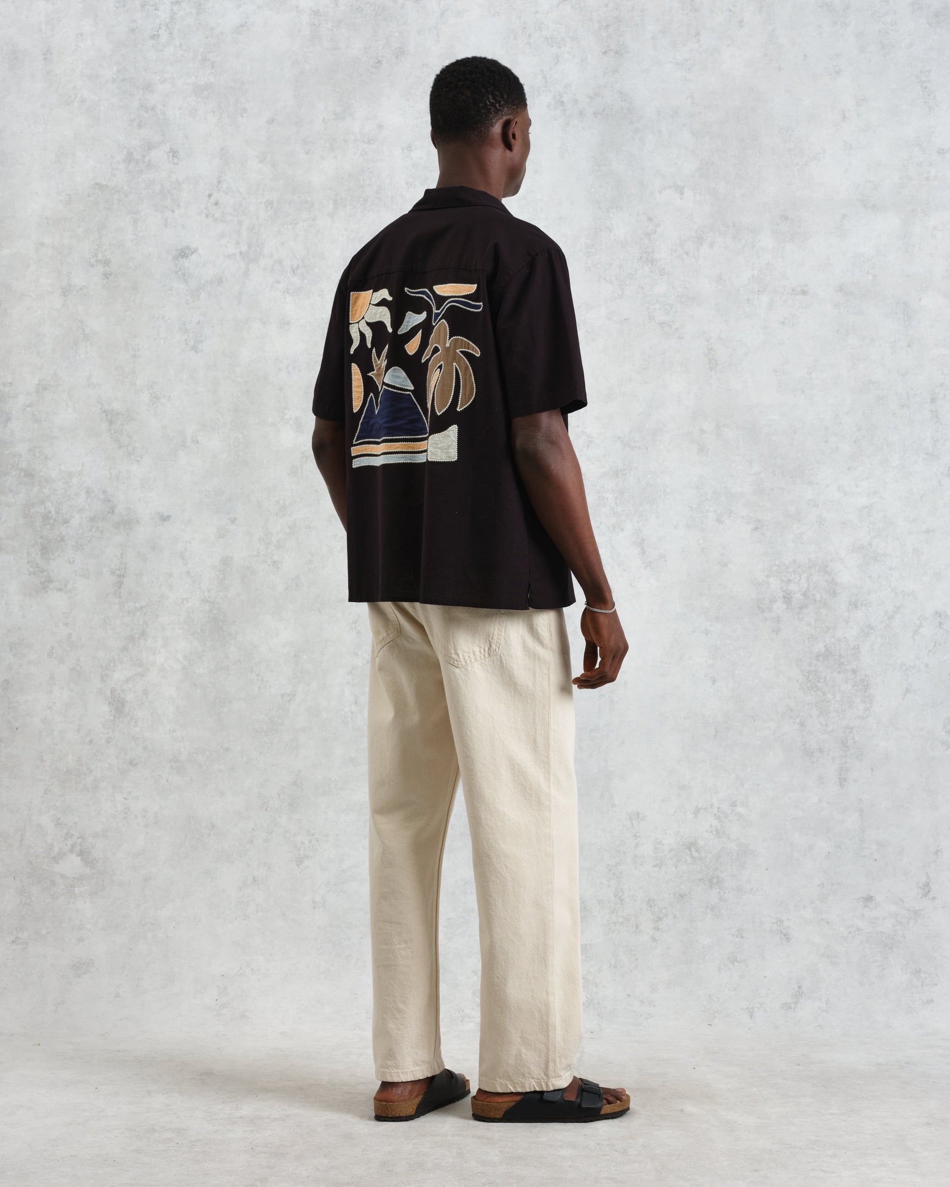 wax london men's Didcot - Black And Multicolour Appliqué Short-Sleeve Shirt