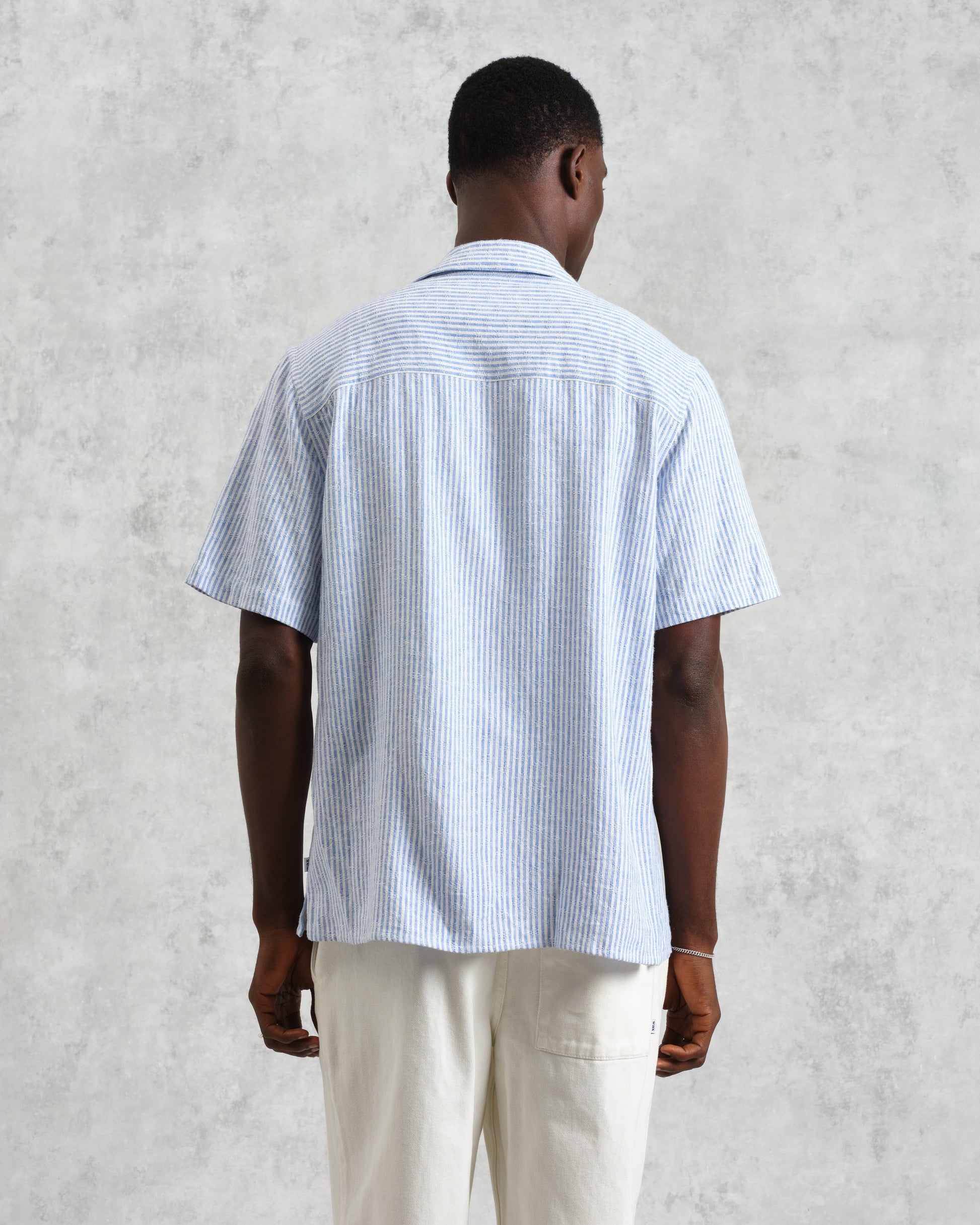 wax london men's Didcot - Blue And White Textured Stripe Short-Sleeve Shirt