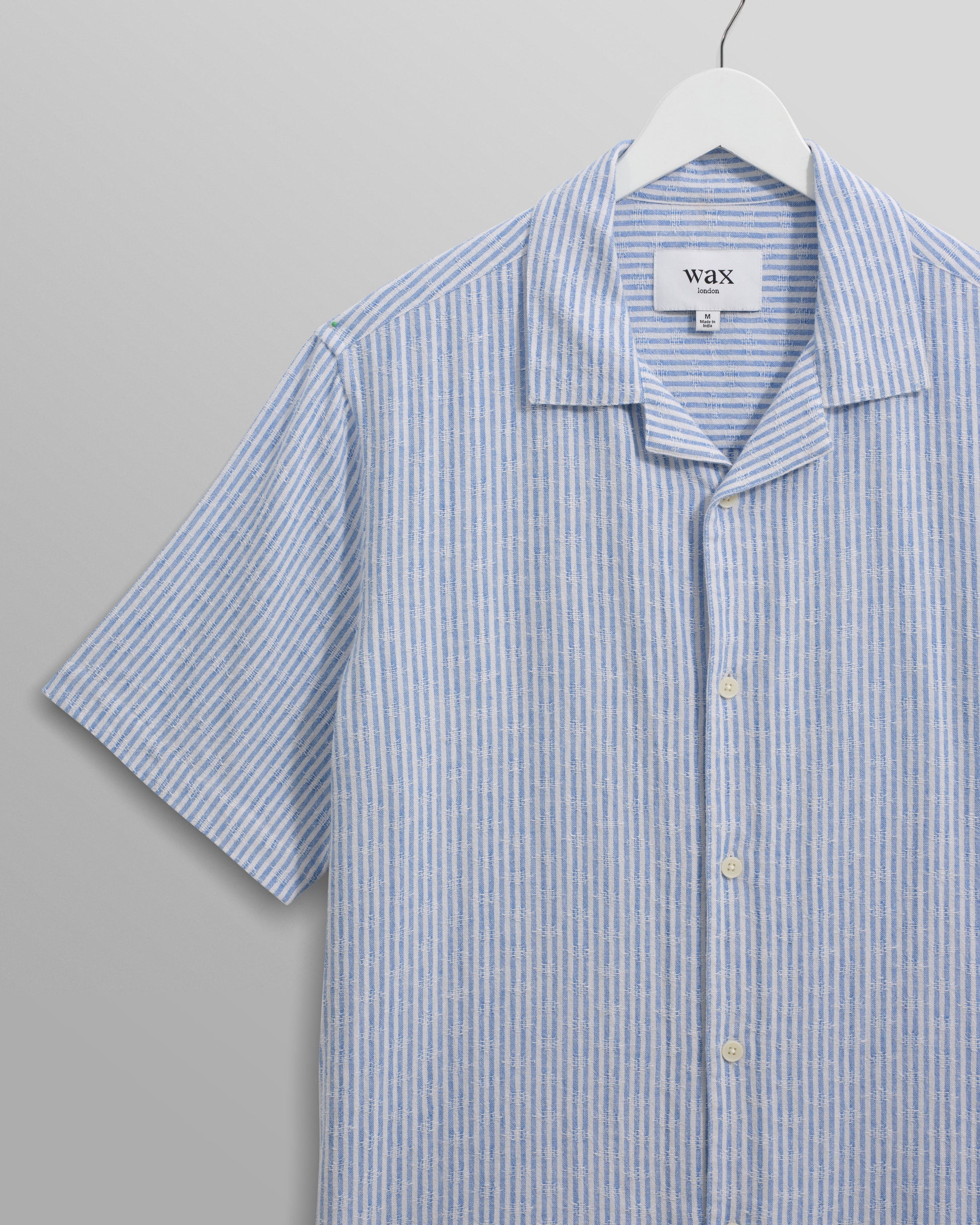 wax london men's Didcot - Blue And White Textured Stripe Short-Sleeve Shirt