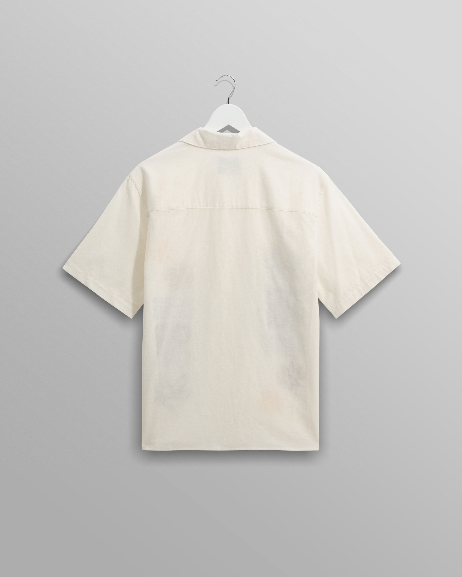 wax london men's Didcot - Ecru And Multicolour Abstract Appliqué Short-Sleeve Shirt