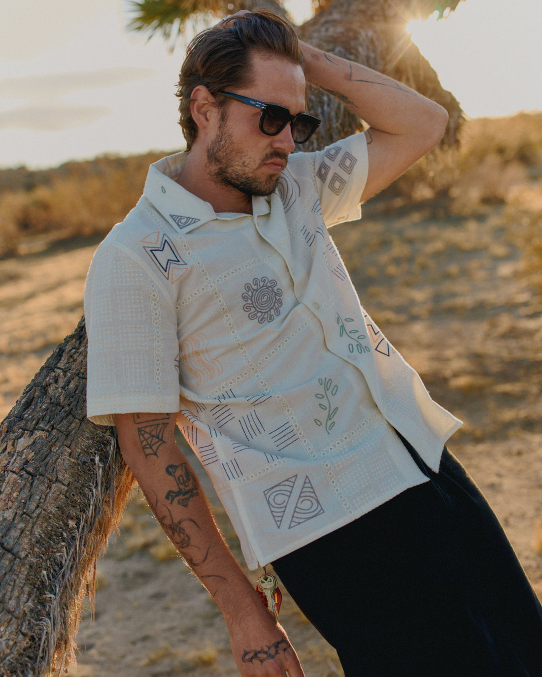 wax london men's Didcot - Ecru Doodle Embroidered Short-Sleeve Shirt