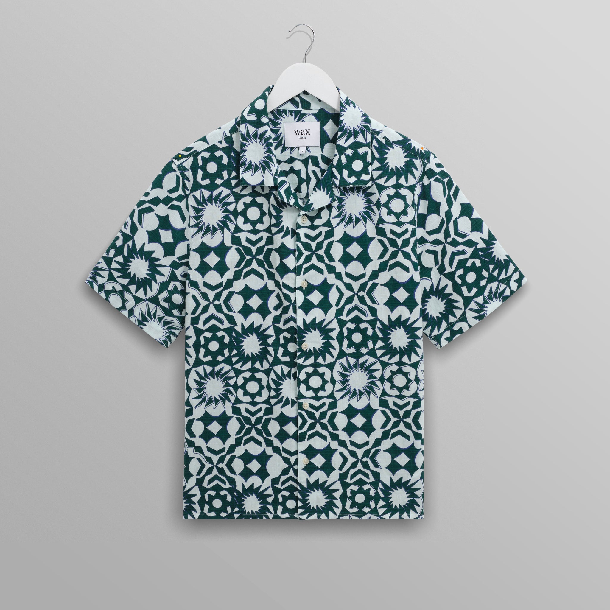 wax london men's Didcot - Green And White Geometric Cotton Short-Sleeve Shirt