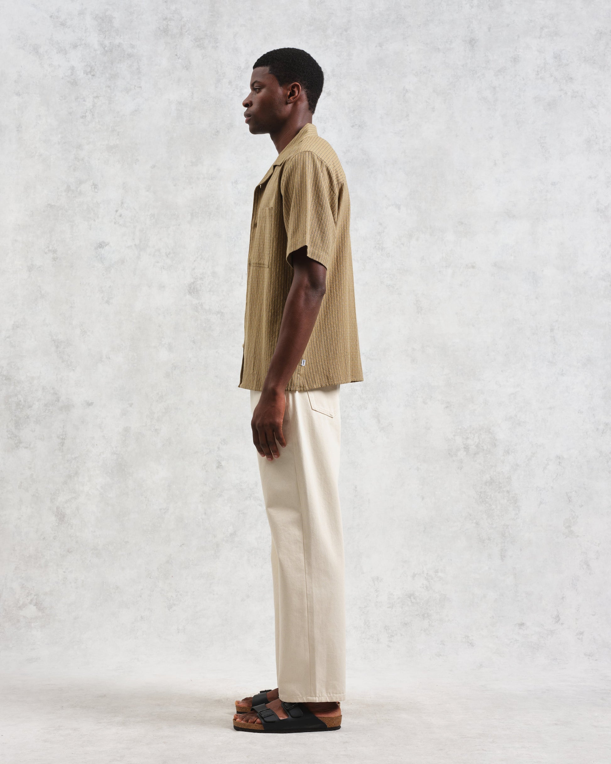 wax london men's Didcot - Khaki Slub Stripe Short-Sleeve Shirt