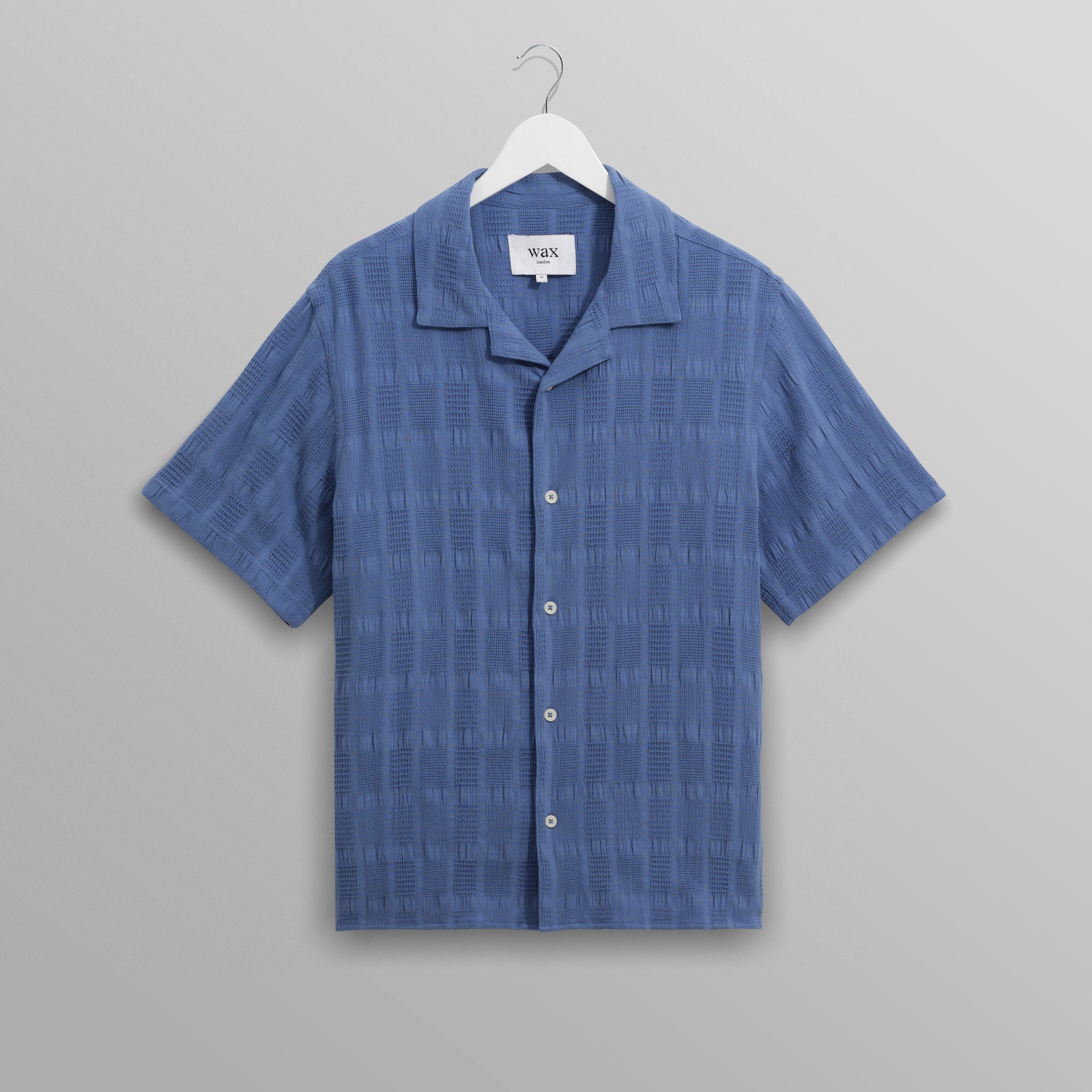 wax london men's Didcot - Mid-Blue Seersucker Cotton Short-Sleeve Shirt