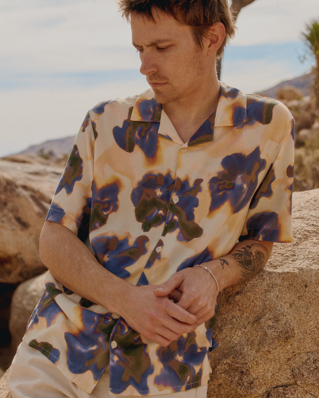 wax london men's Didcot - Peach Floral Blur Short-Sleeve Shirt