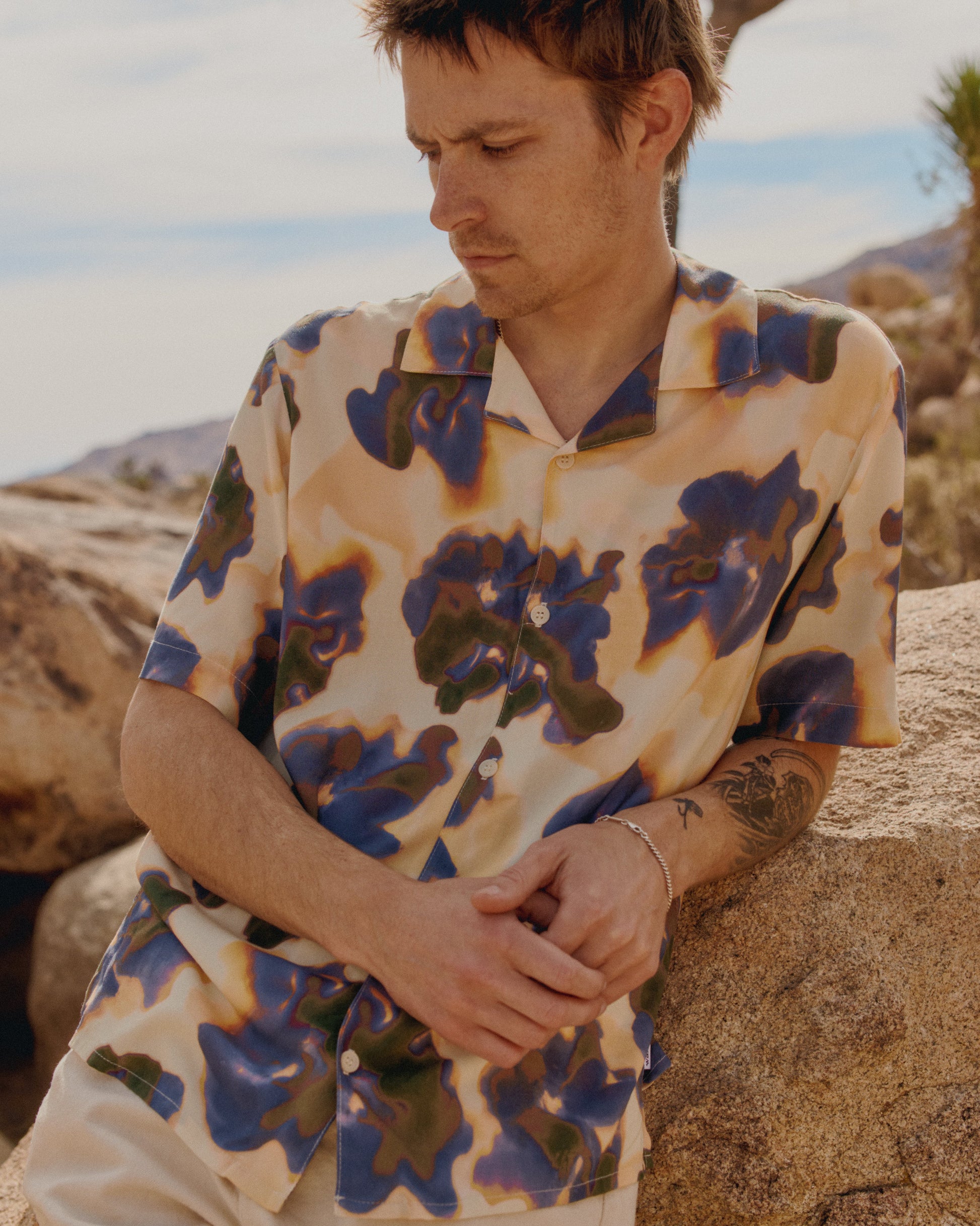 wax london men's Didcot - Peach Floral Blur Short-Sleeve Shirt