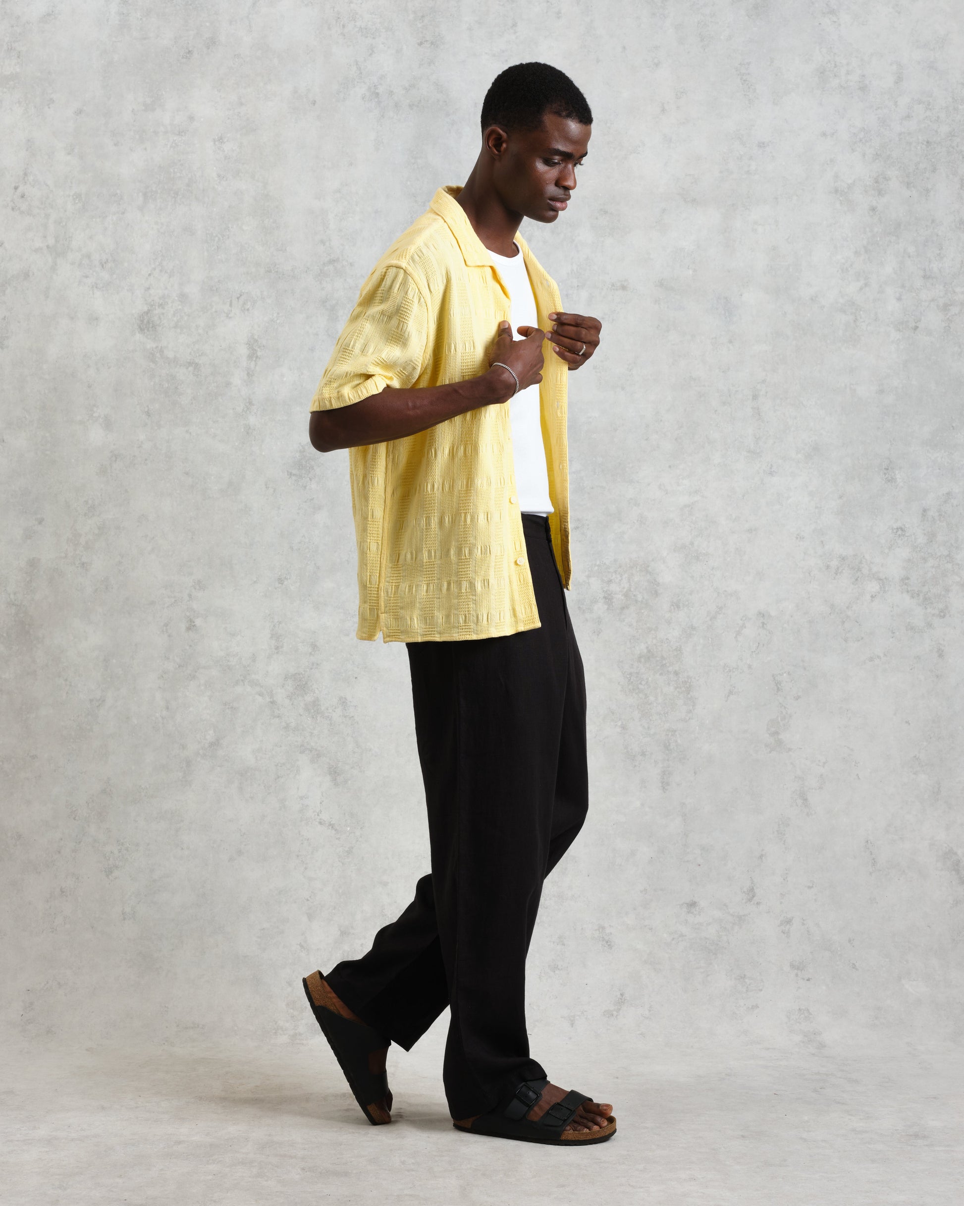 wax london men's Didcot - Yellow Waffle Seersucker Cotton Short-Sleeve Shirt