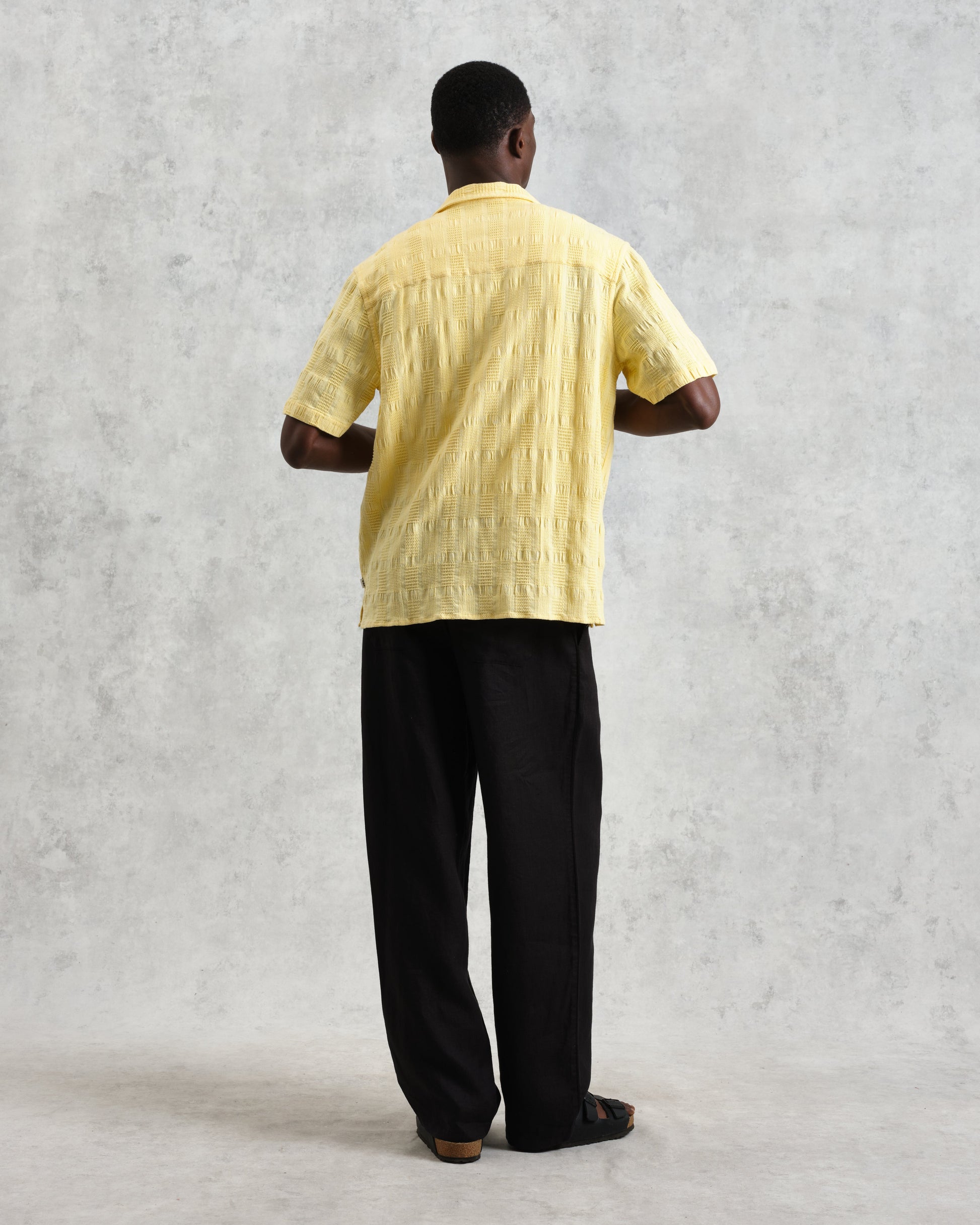 wax london men's Didcot - Yellow Waffle Seersucker Cotton Short-Sleeve Shirt