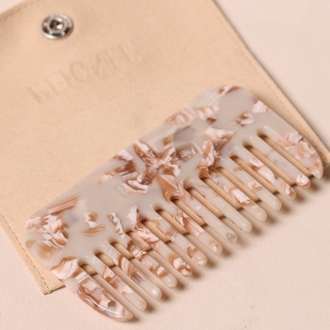 Nougat Travel Comb