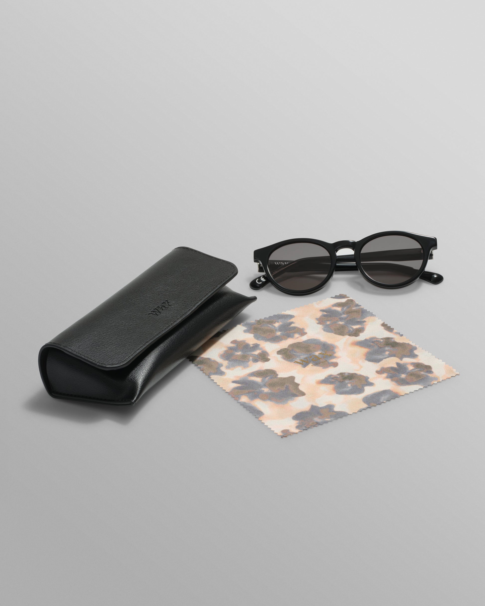 wax london men's Fulham - Black Acetate Round Sunglasses
