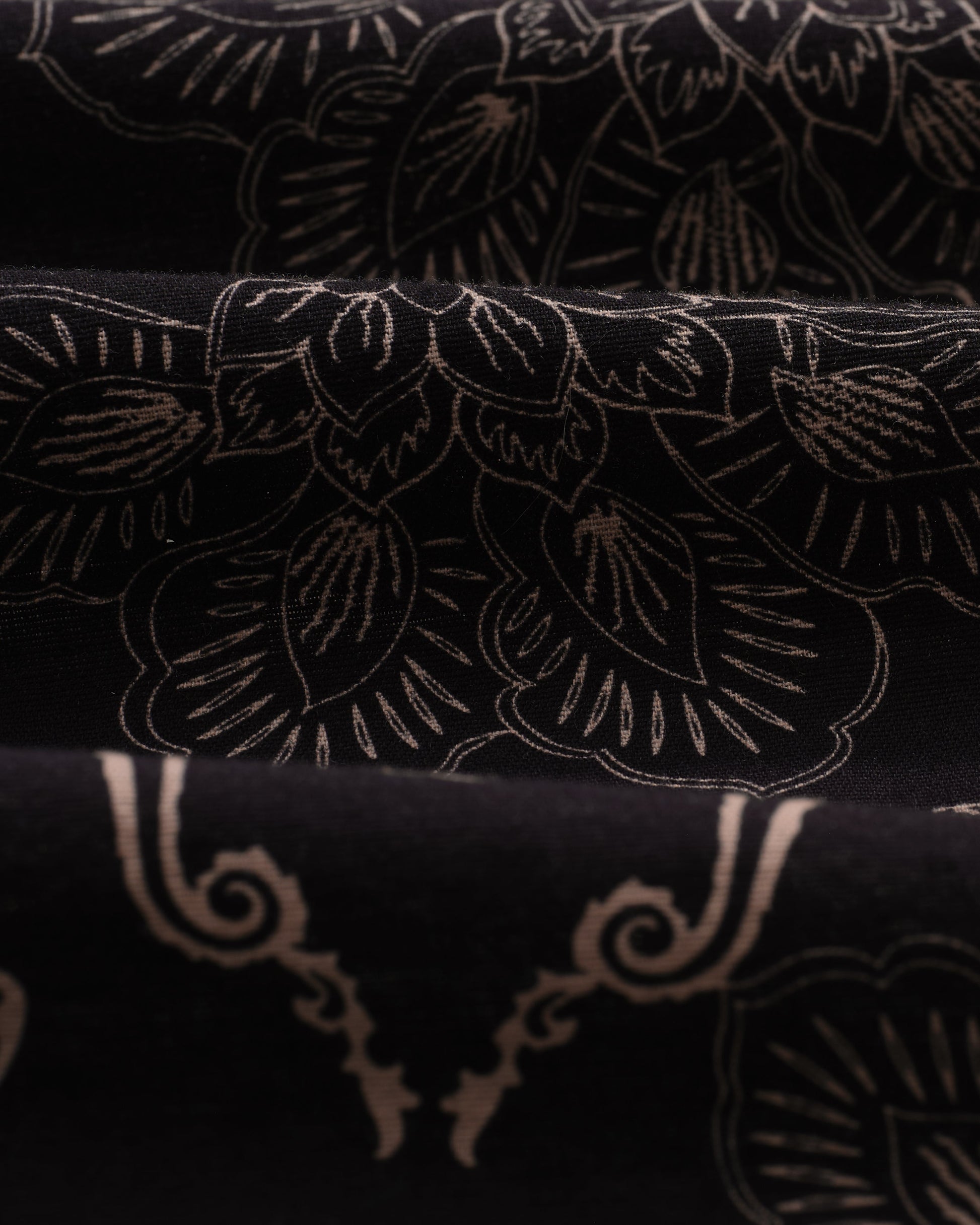 wax london men's Hutton - Black And Beige Paisley Floral Lounge Trouser
