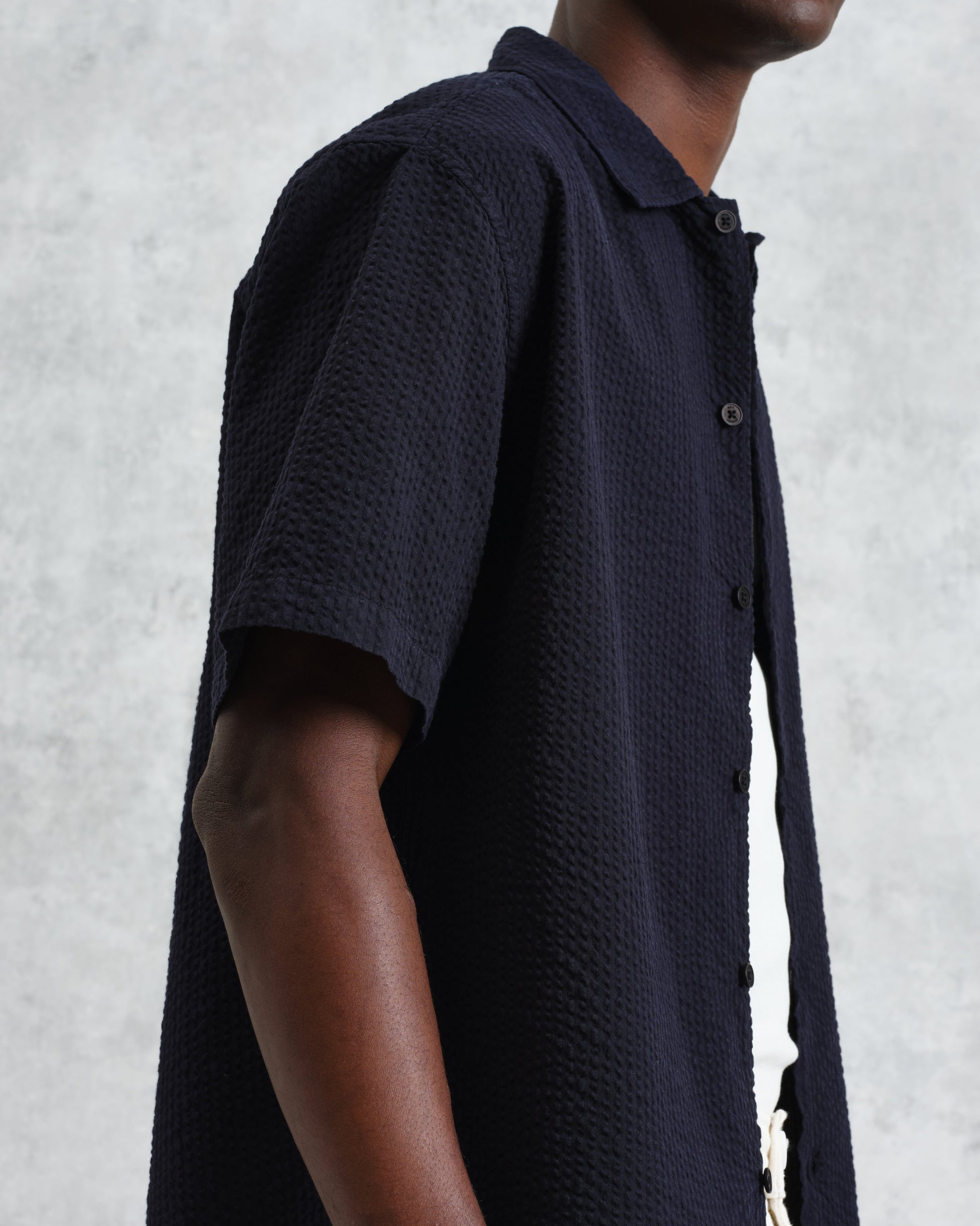 wax london men's Keats - Navy Cotton Seersucker Short-Sleeve Shirt