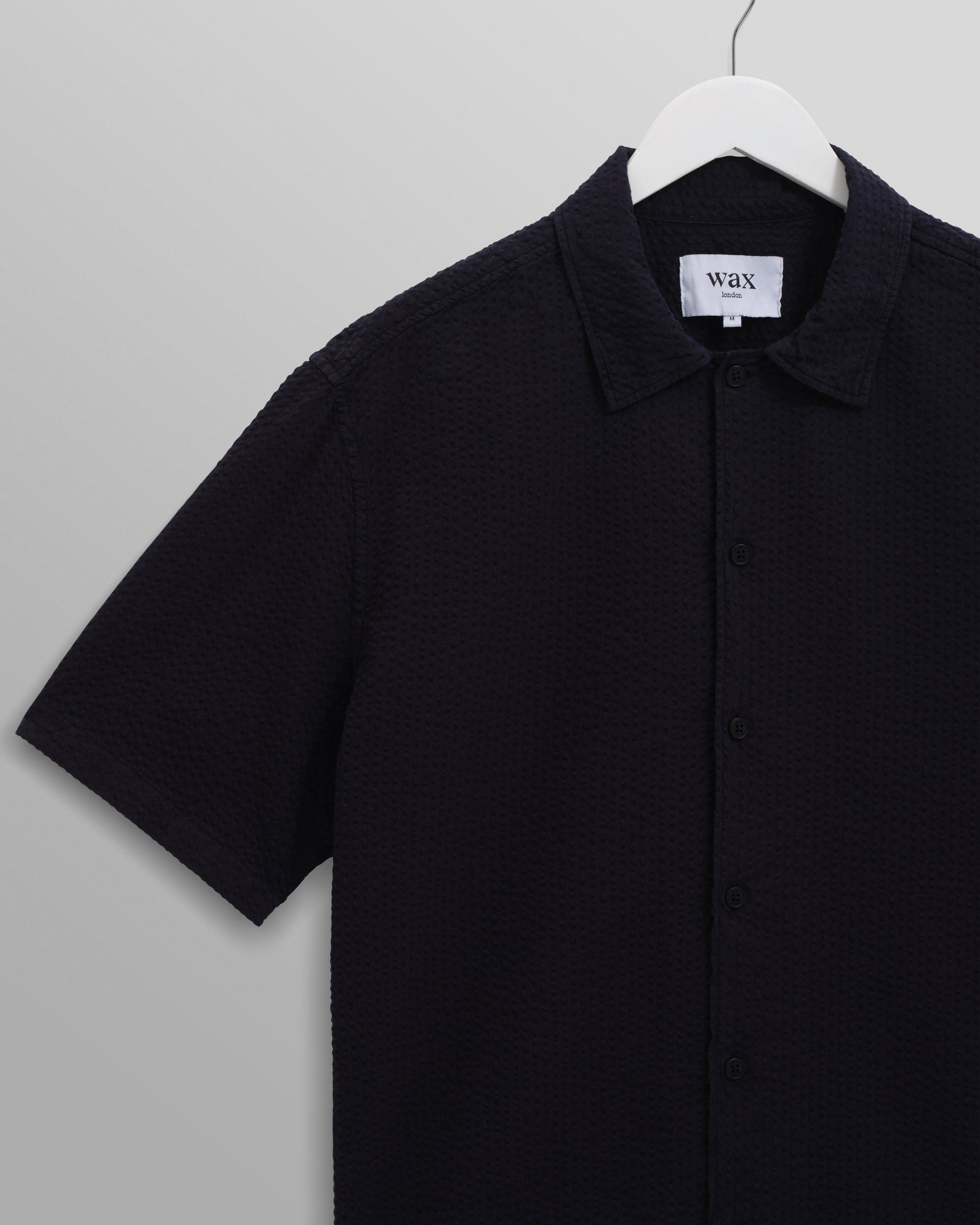 wax london men's Keats - Navy Cotton Seersucker Short-Sleeve Shirt