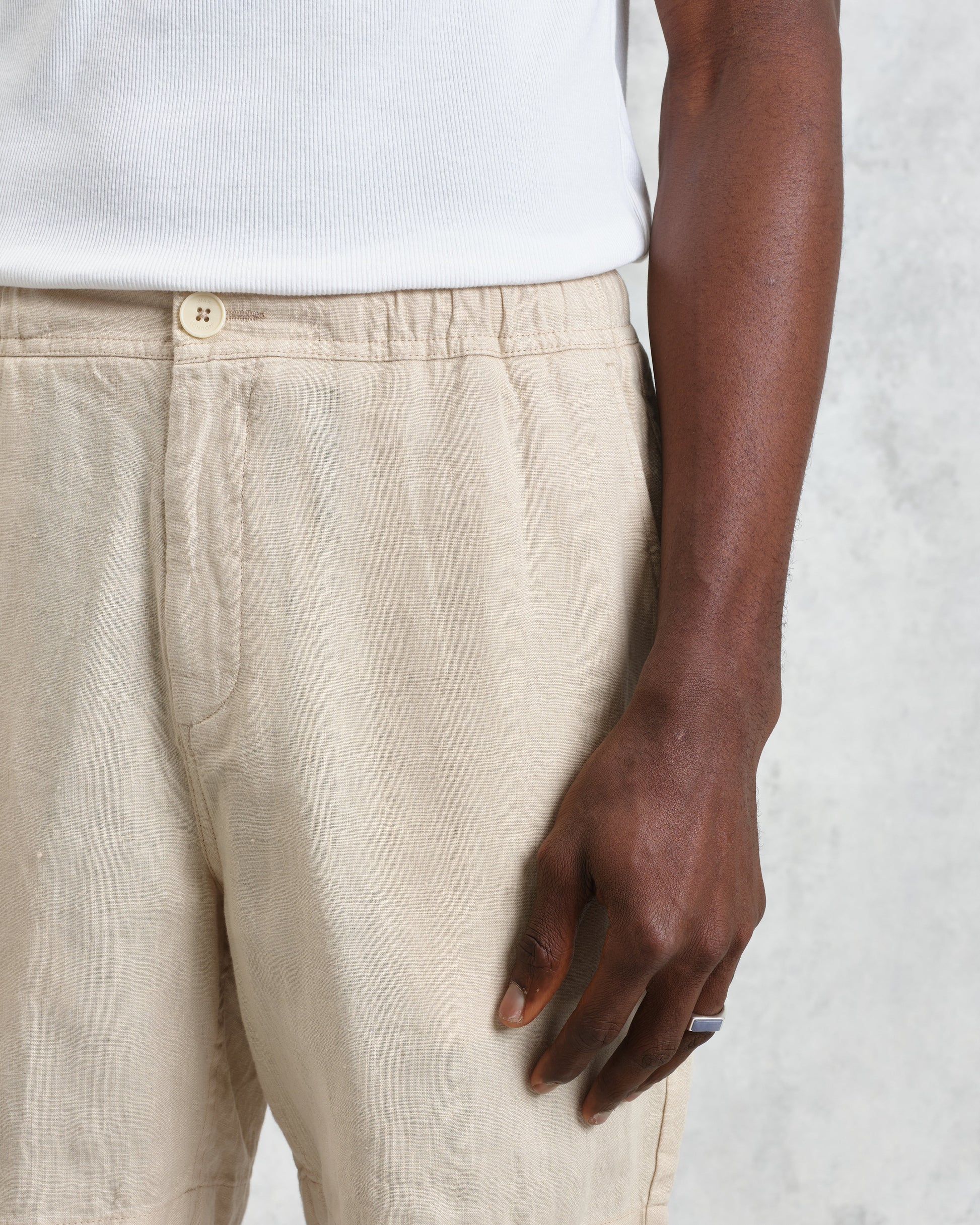 wax london men's Kurt - Washed Beige Linen Shorts