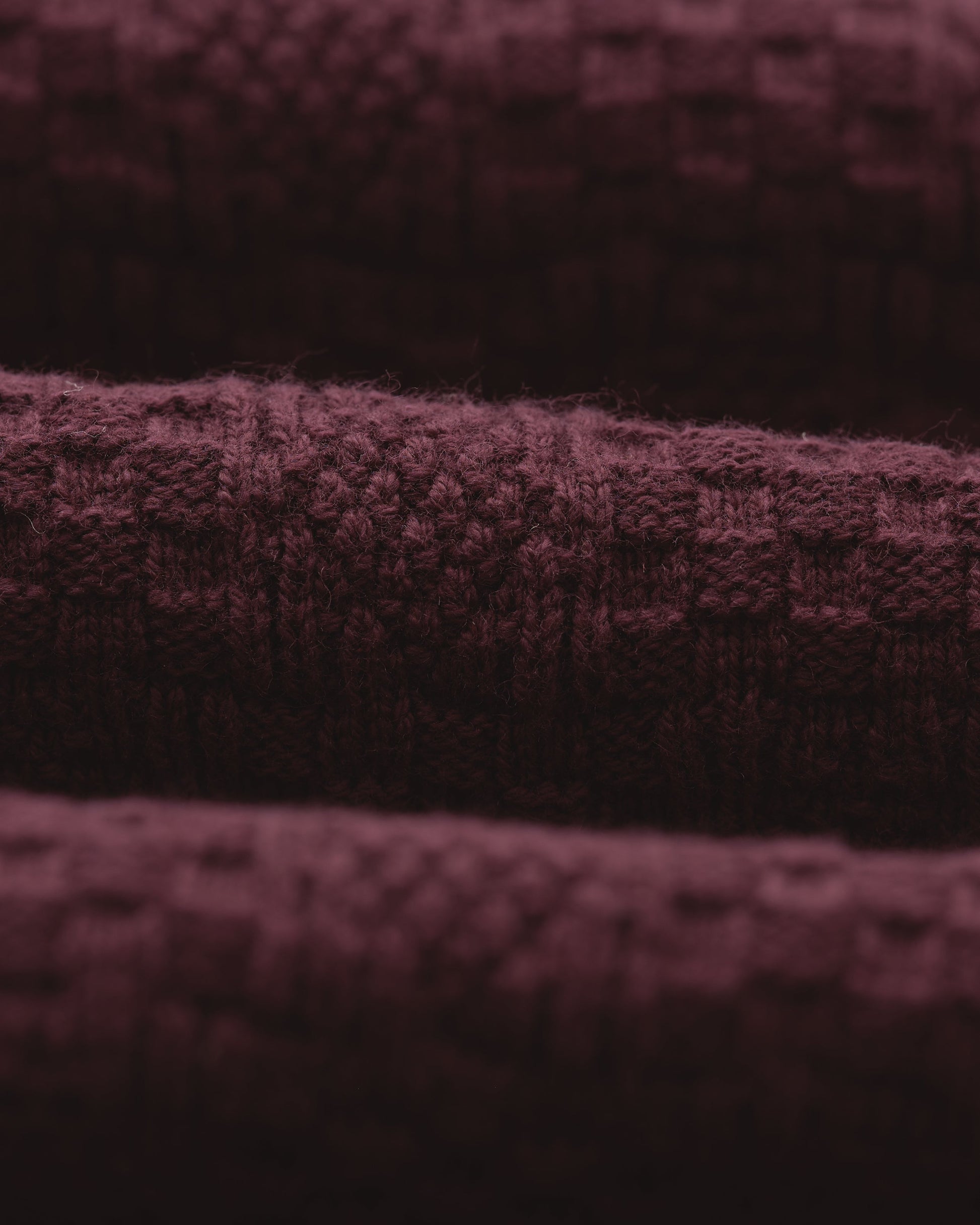 wax london men's Oban - Burgundy Textured-Check Knitted Long Sleeve Polo Shirt