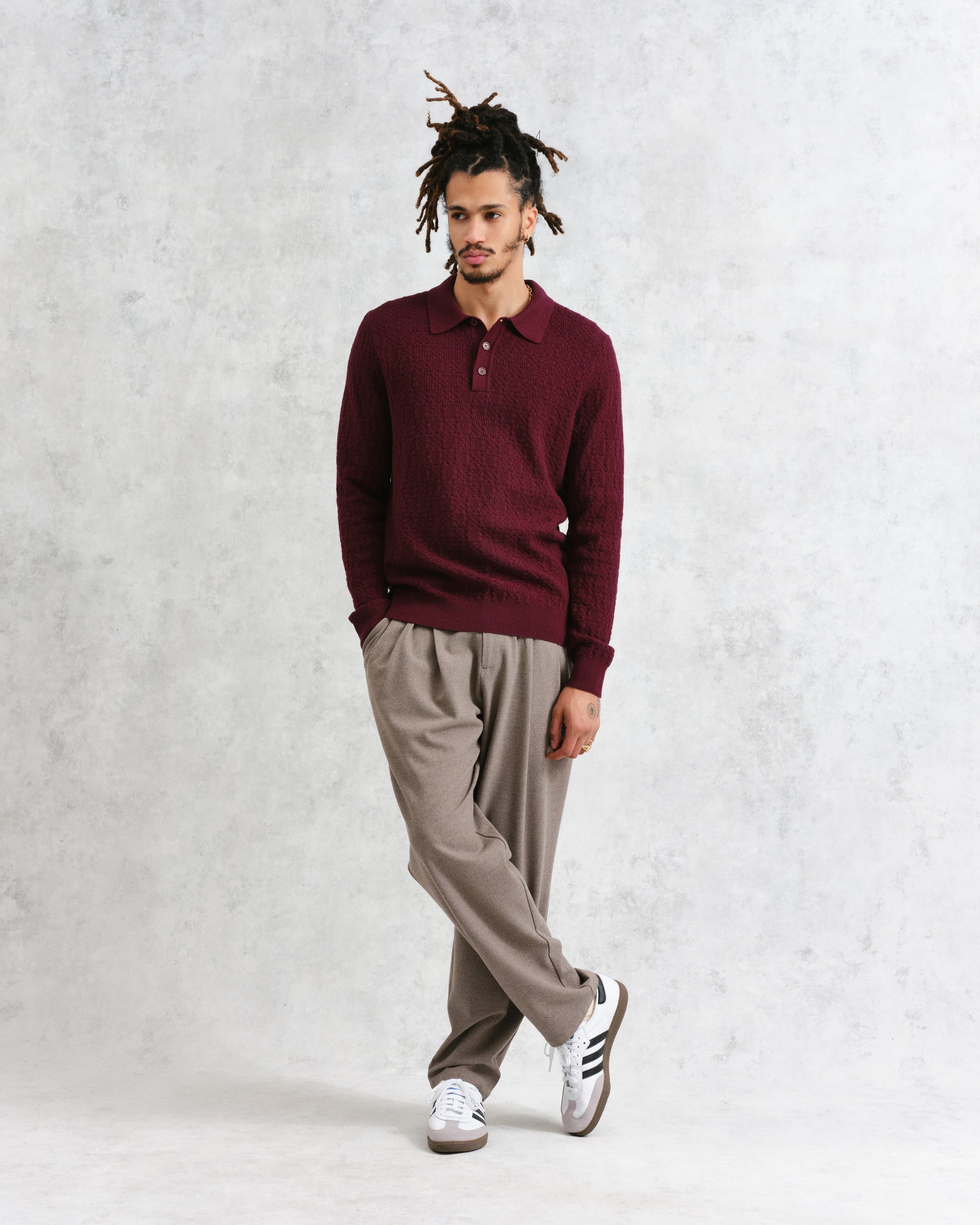 wax london men's Oban - Burgundy Textured-Check Knitted Long Sleeve Polo Shirt