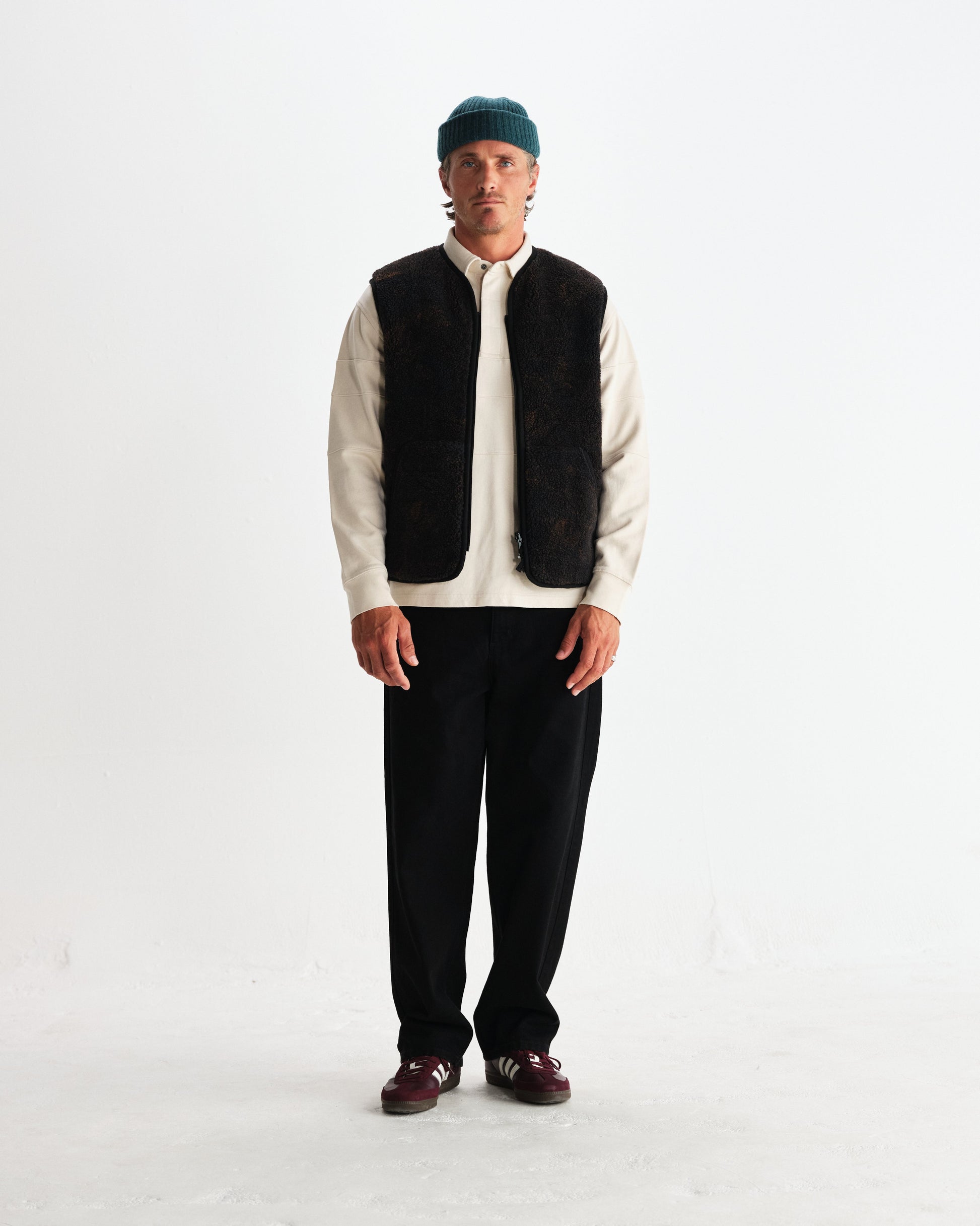 wax london men's Paragon - Black And Brown Reversible Paisley Borg Gilet