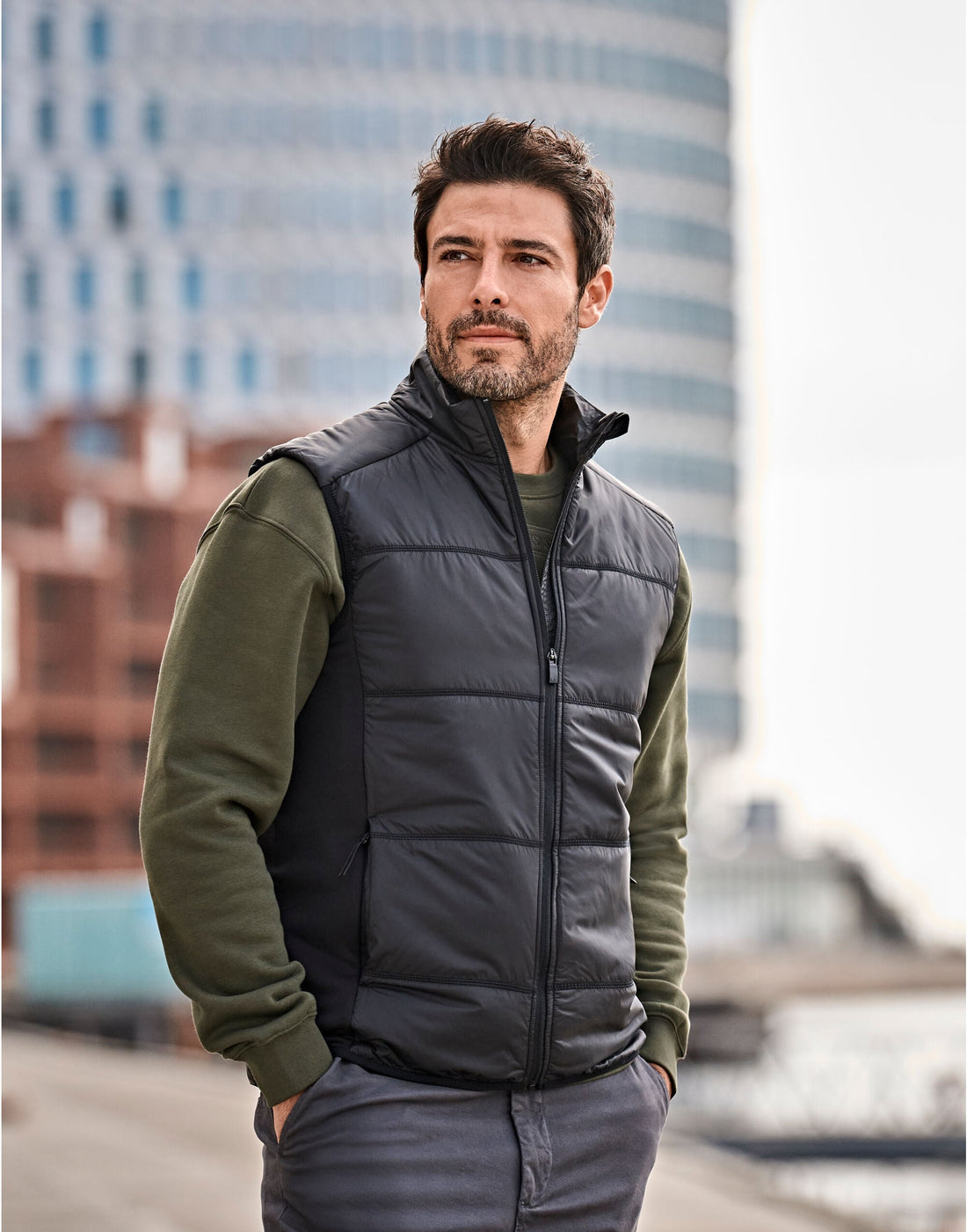 Tee Jays | Hybrid-Stretch Bodywarmer | Logo Free Clothing