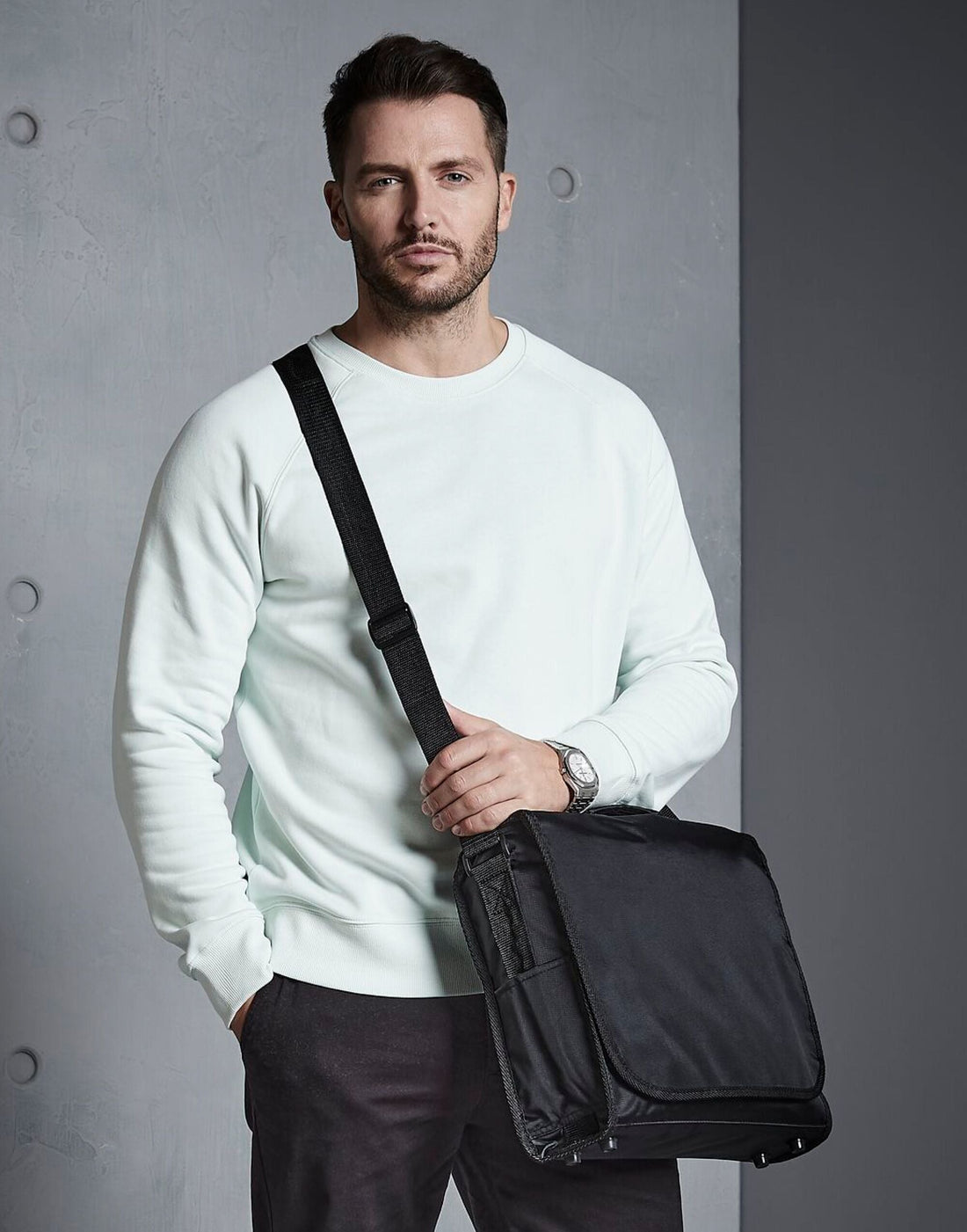 Quadra | Record Bag | Logo Free Clothing