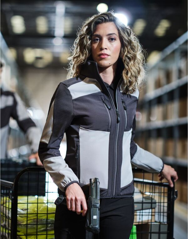 Regatta Professional | E-Volve Unisex 2 Layer Softshell | Logo Free Clothing
