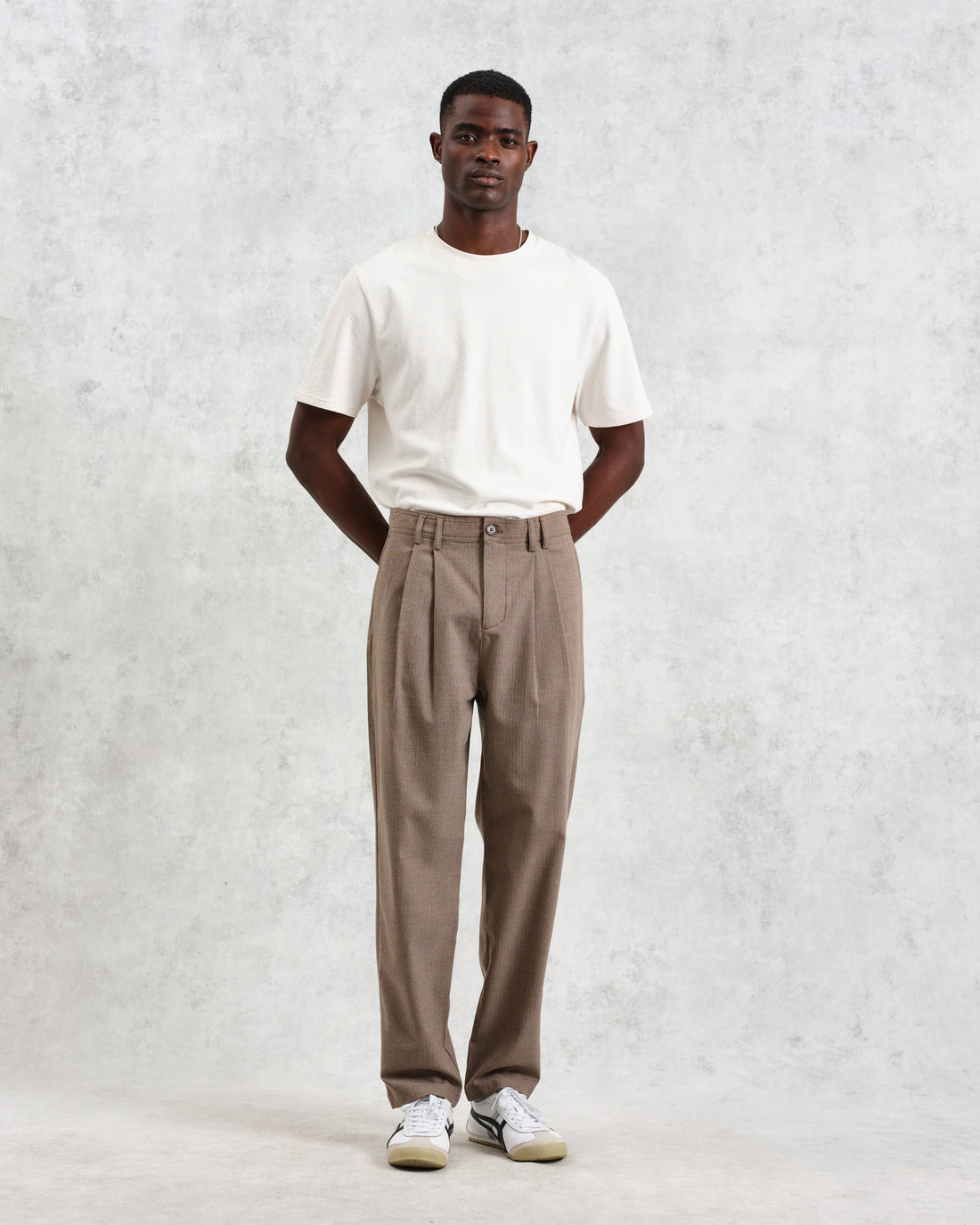 wax london men's Raleigh - Light Brown Herringbone Pleated Trousers
