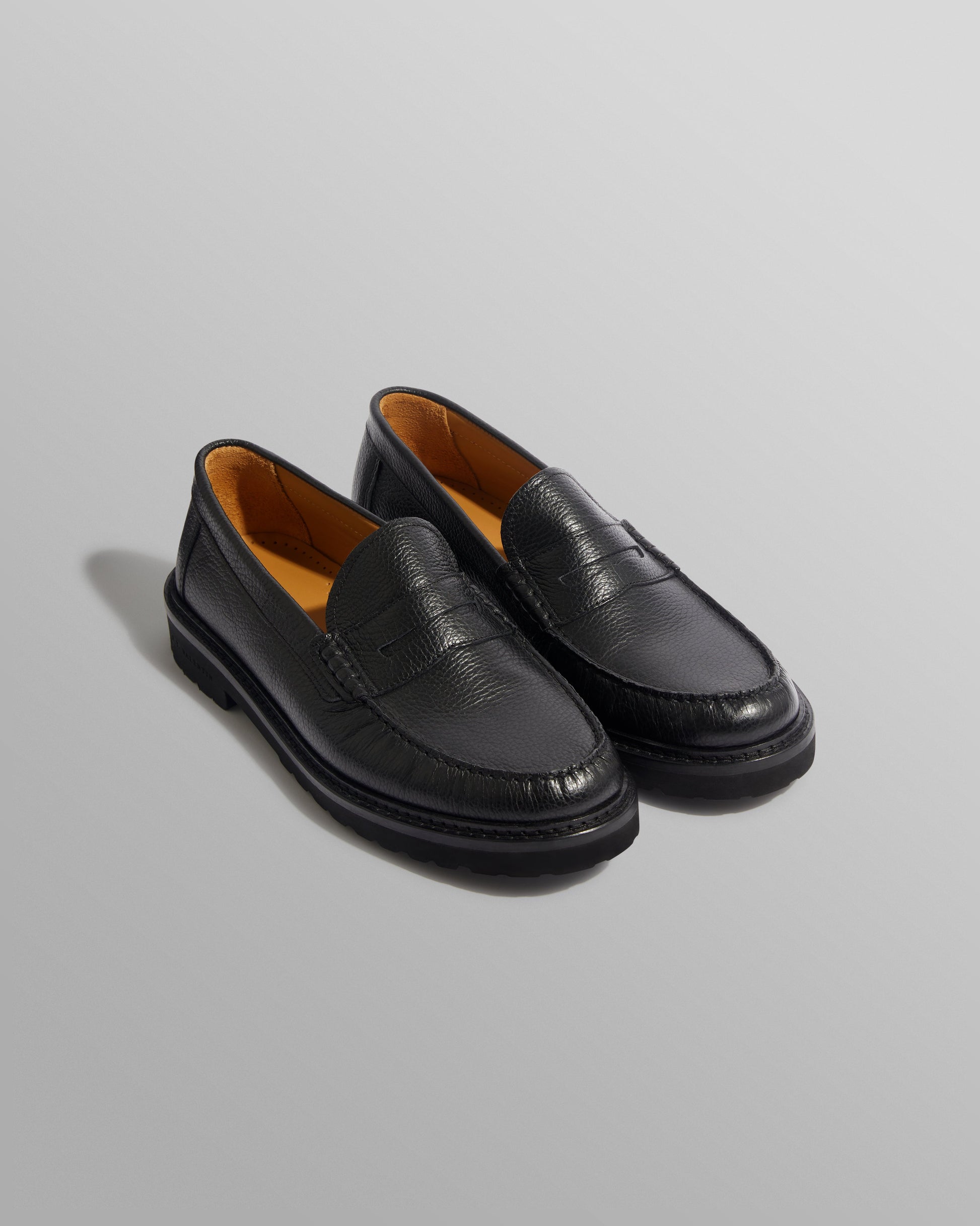 wax london men's S.T. Valentin - Black Grained Leather Loafers