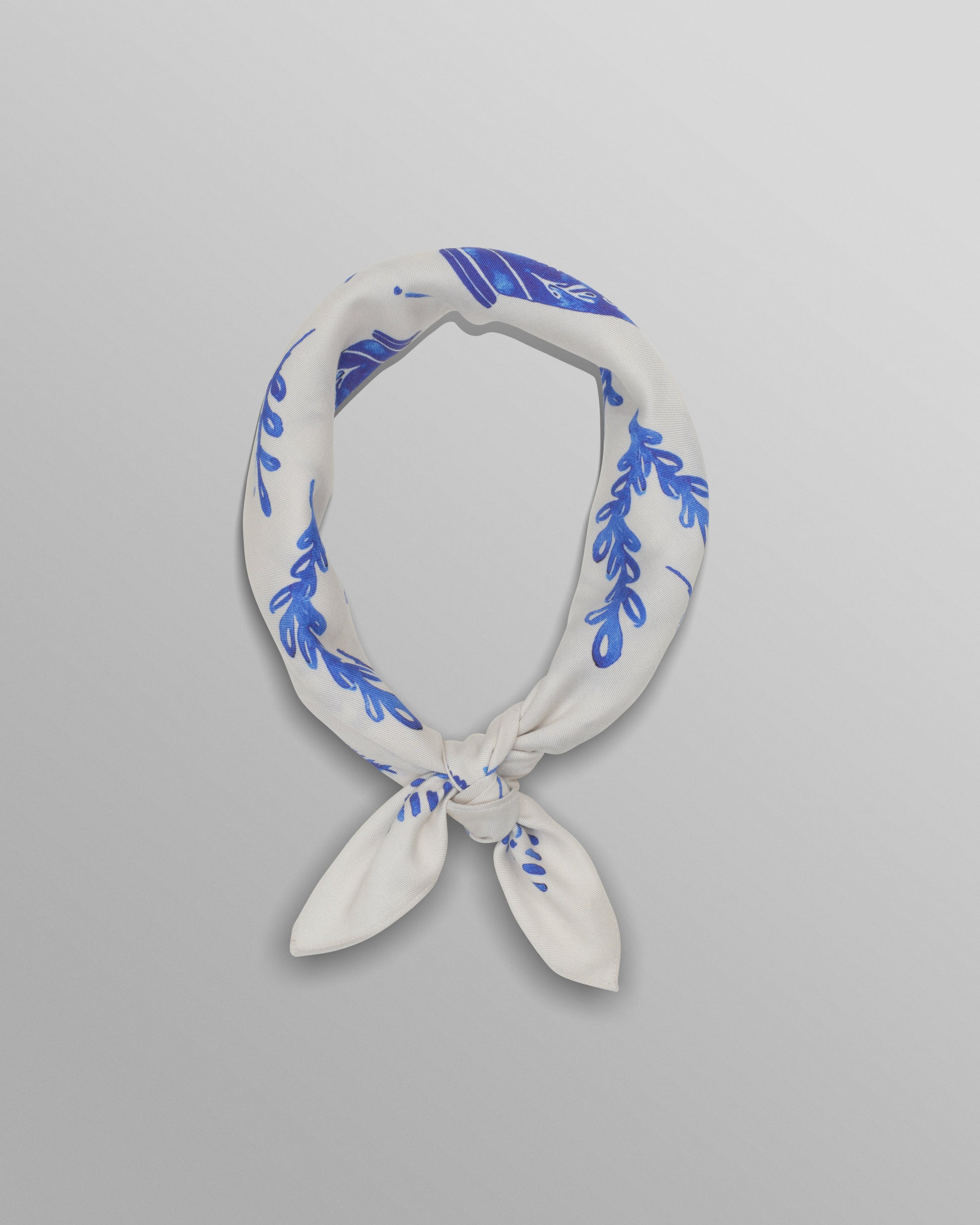 wax london men's Sloane - White And Blue Doodle Neck Scarf